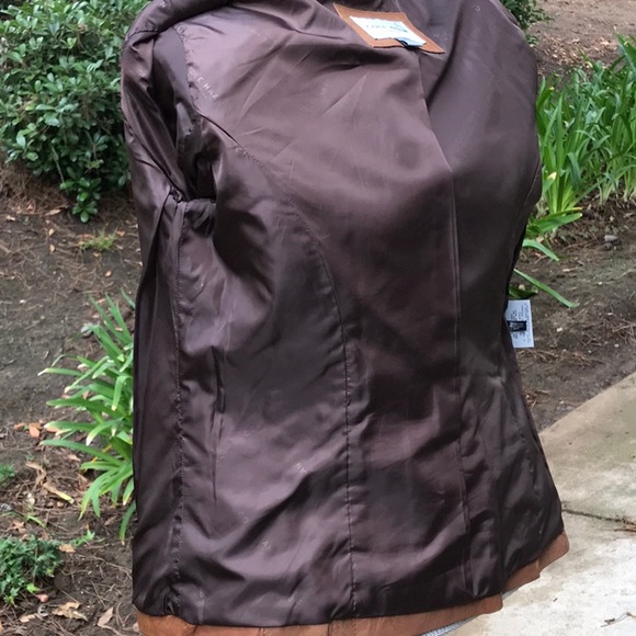 Jacket - Picture 7 of 8